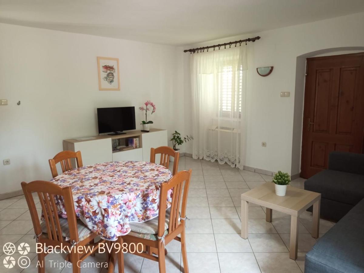 Apartments Vodaric Loznati Црес Экстерьер фото